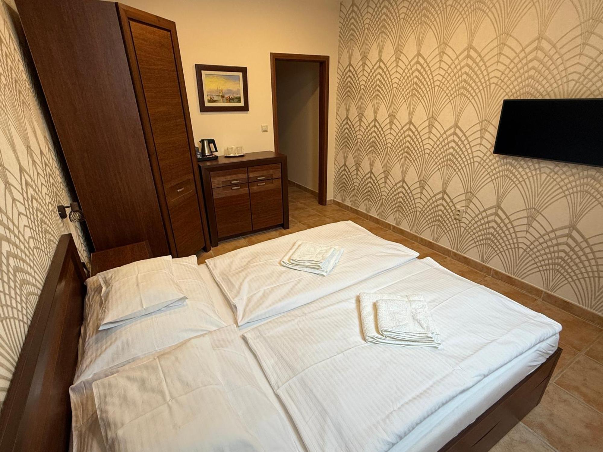 Spa & Wellness Hotel Orchidea เวลคีเมเดียร์ ภายนอก รูปภาพ