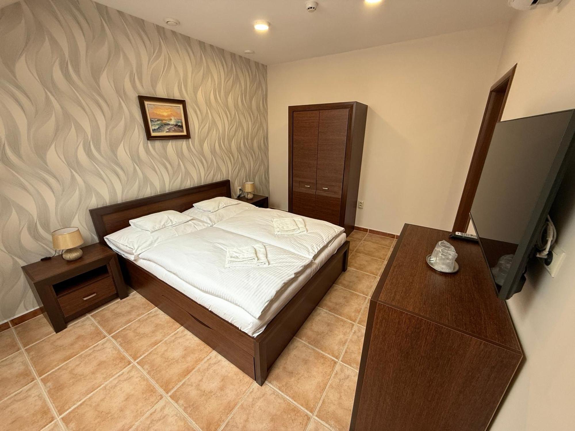 Spa & Wellness Hotel Orchidea เวลคีเมเดียร์ ภายนอก รูปภาพ